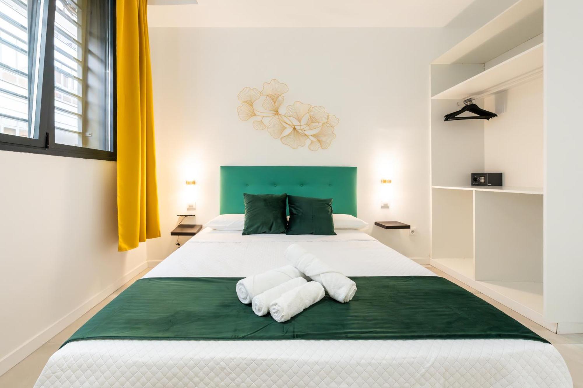 Lemon Apartment & Hotels Bernabeu Madrid Exterior photo